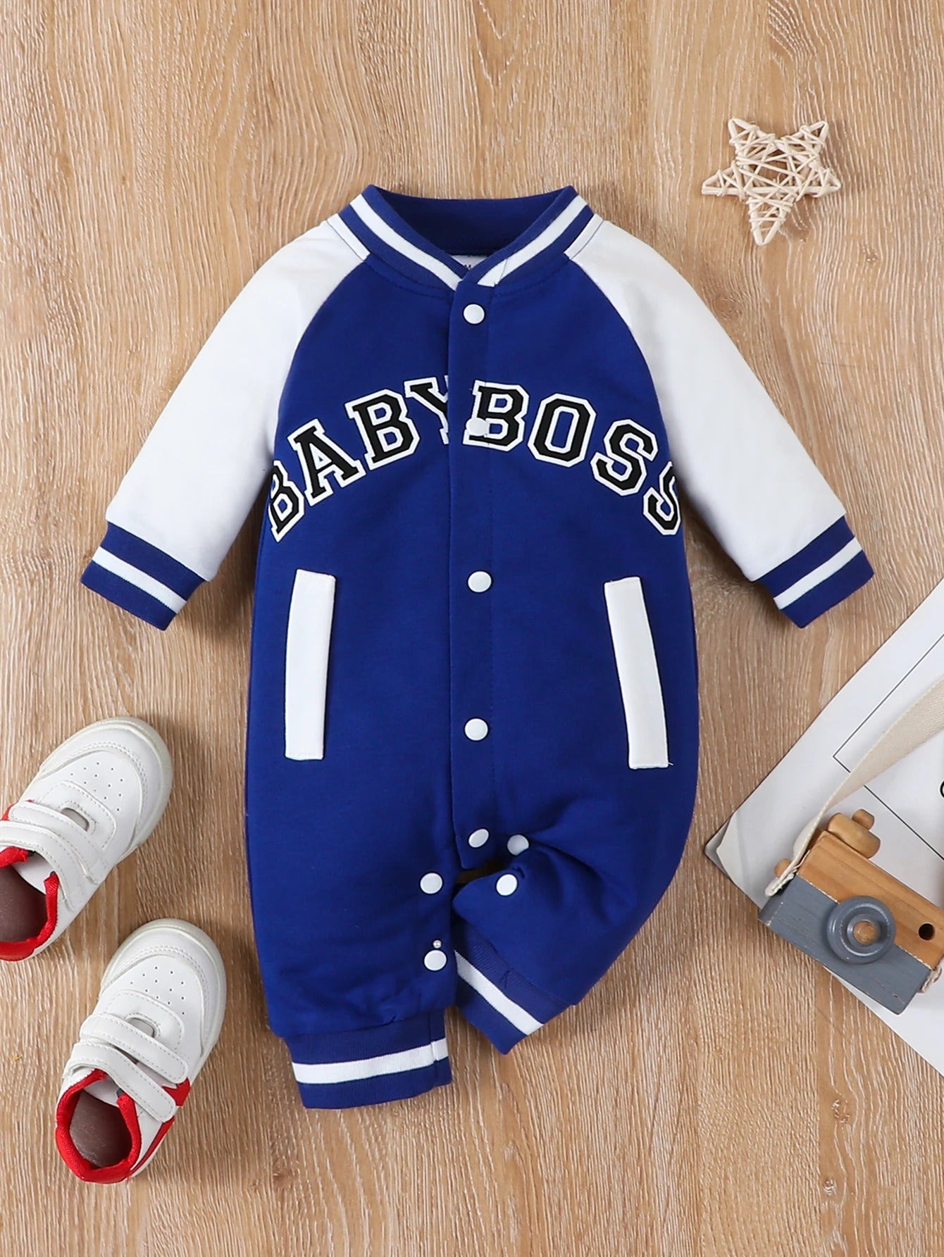 Cute Letter Print Long Sleeve Baby Boy Jumpsuit – Trendy & Comfy Outfit Blue